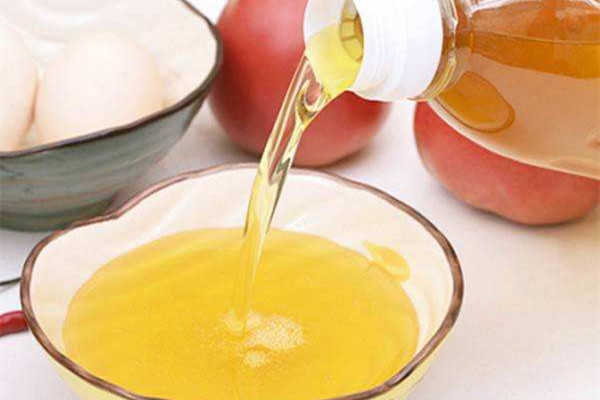 花生油好還是葵花籽油好 花生油買什么牌子的好 花生油好還是葵花籽油好 花生油買什么牌子的好