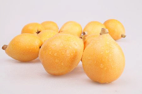 枇杷可以放冰箱嗎 枇杷酸放幾天會甜嗎 枇杷可以放冰箱嗎 枇杷酸放幾天會甜嗎