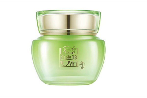 百雀羚眼霜和歐萊雅眼霜哪個好 百雀羚眼霜適合什么年齡段的人用