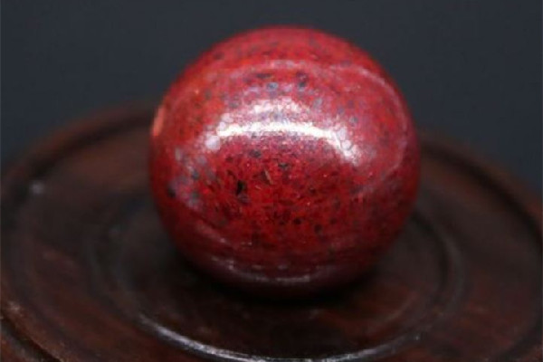 帝王砂和紫金砂哪個(gè)好 帝王砂和紫金砂的區(qū)別