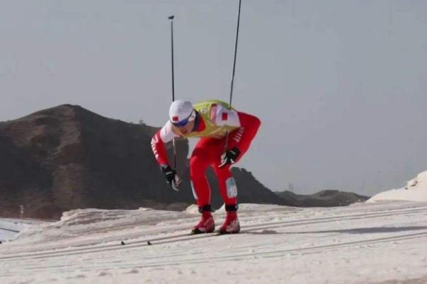 中國越野滑雪誕生兩位“雙金王” 滑雪是平移還是旋轉(zhuǎn) 中國越野滑雪誕生兩位“雙金王” 滑雪是平移還是旋轉(zhuǎn)