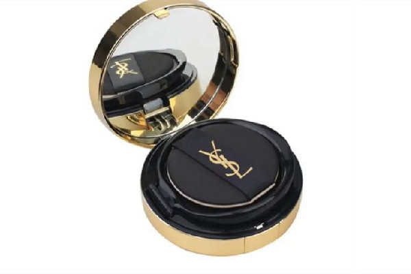 圣羅蘭氣墊怎么分辨真假 圣羅蘭氣墊有幾種版本 圣羅蘭氣墊怎么分辨真假 圣羅蘭氣墊有幾種版本