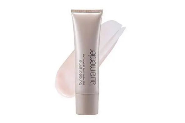 隔離霜在粉底液先前用還是后用 隔離霜可以直接涂臉上嗎 隔離霜在粉底液先前用還是后用 隔離霜可以直接涂臉上嗎