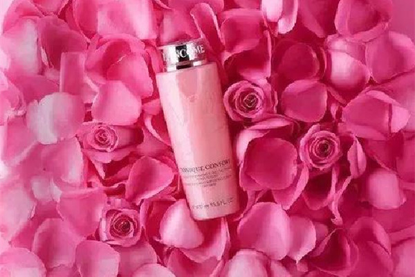 蘭蔻粉水怎么用效果最好 蘭蔻粉水要搭配什么用效果好 蘭蔻粉水怎么用效果最好 蘭蔻粉水要搭配什么用效果好