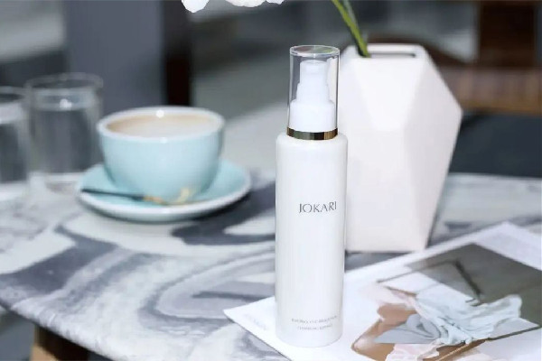 卸妝乳和卸妝油哪個(gè)好用 卸妝乳對(duì)皮膚好嗎