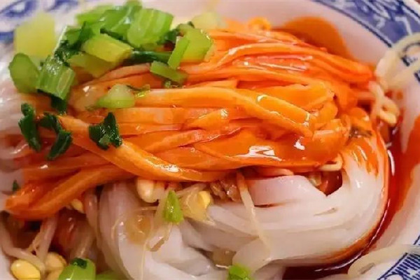 涼皮為什么蒸出來是碎的 涼皮蒸幾分鐘 涼皮為什么蒸出來是碎的 涼皮蒸幾分鐘