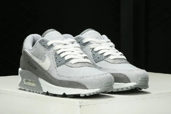 耐克氣墊鞋漏氣能修嗎 耐克氣墊鞋哪個系列最好 耐克氣墊鞋漏氣能修嗎 耐克氣墊鞋哪個系列最好