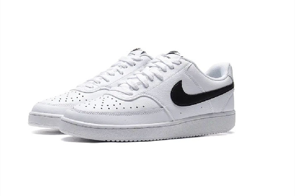 耐克鞋子怎么辨別真假 耐克鞋子哪里買是正品 耐克鞋子怎么辨別真假 耐克鞋子哪里買是正品