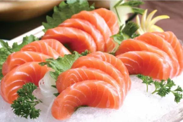 三文魚對女人的好處 女性吃三文魚的禁忌 三文魚對女人的好處 女性吃三文魚的禁忌