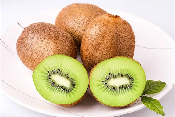 獼猴桃什么季節(jié)成熟 獼猴桃什么品種好吃 獼猴桃什么季節(jié)成熟 獼猴桃什么品種好吃