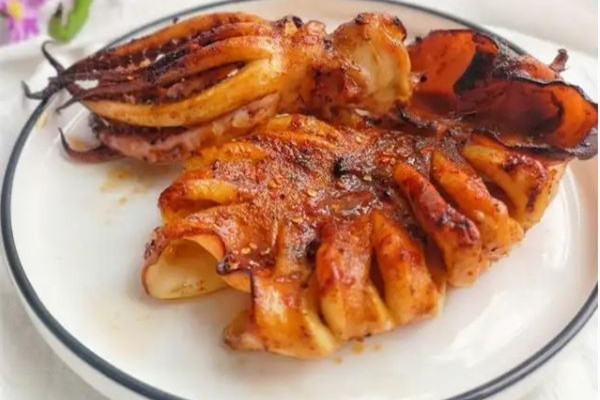 魷魚(yú)適合減脂期吃嗎 魷魚(yú)一次吃多少合適