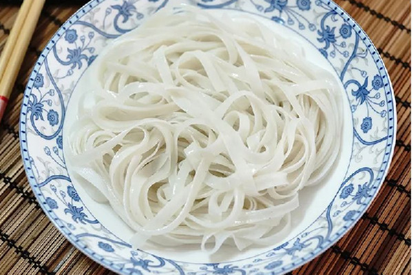 河粉可以煮著吃嗎 河粉煮多久會(huì)熟