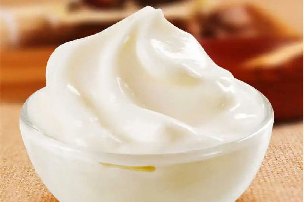 淡奶油是植物奶油還是動物奶油 淡奶油是什么 淡奶油是植物奶油還是動物奶油 淡奶油是什么
