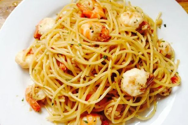 意面用冷水還是熱水 意面怎么煮才能煮軟 意面用冷水還是熱水 意面怎么煮才能煮軟