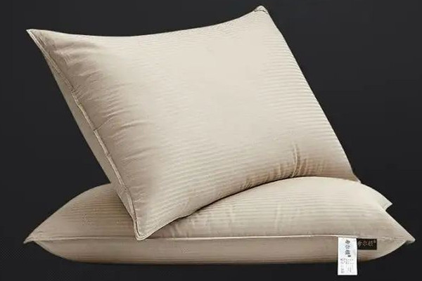 枕頭可以用多久 枕頭用時間久了會怎樣 枕頭可以用多久 枕頭用時間久了會怎樣