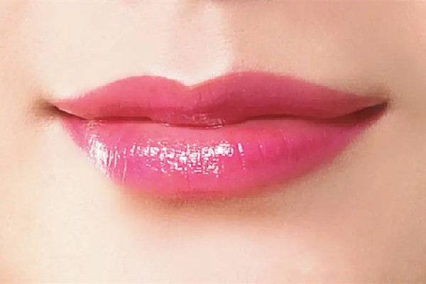 漂唇和紋唇哪個(gè)效果好 漂唇市場(chǎng)價(jià)一般多少錢(qián)