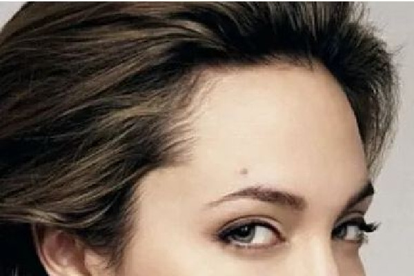 激光洗眉一般多少錢(qián) 激光洗眉去醫(yī)院還是美容院