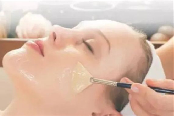 刷酸可以改變毛孔粗大嗎 刷酸的功效和作用 刷酸可以改變毛孔粗大嗎 刷酸的功效和作用