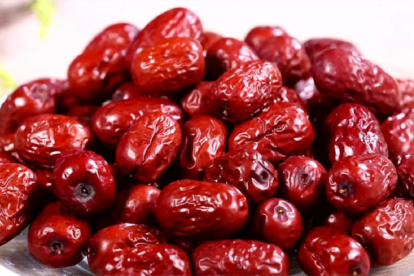 紅棗可以煲湯嗎 紅棗煲湯什么什么放最好