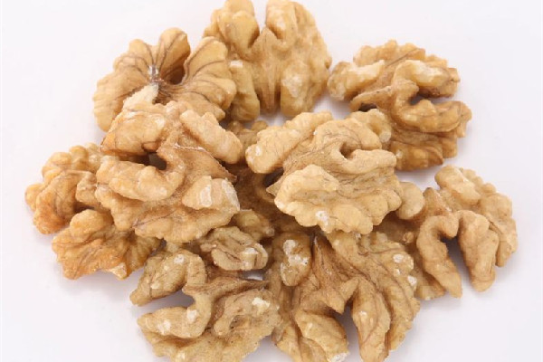 核桃肉有點(diǎn)油耗味能吃嗎 核桃肉吃多了會(huì)上火嗎 核桃肉有點(diǎn)油耗味能吃嗎 核桃肉吃多了會(huì)上火嗎
