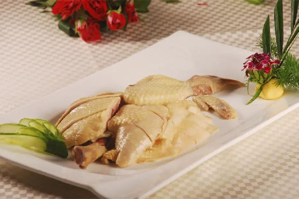 白切雞有紅血絲正常嗎 白切雞有紅血絲可以吃嗎 白切雞有紅血絲正常嗎 白切雞有紅血絲可以吃嗎