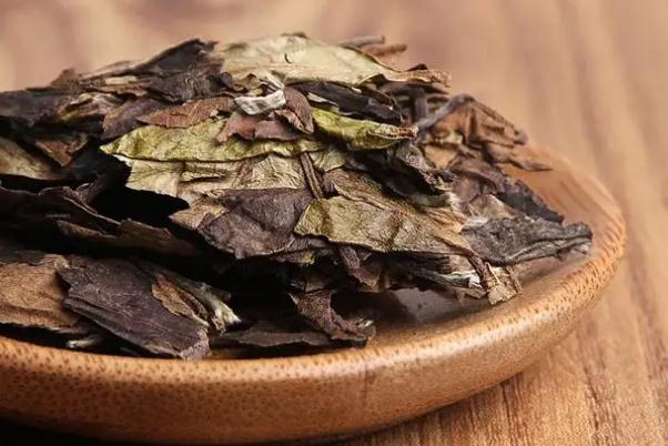 老白茶對(duì)女人的功效 老白茶對(duì)痛風(fēng)有什么好處