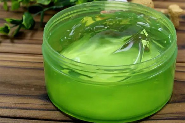 蘆薈膠可以去除黑色素沉淀嗎 蘆薈膠天天敷臉好不好 蘆薈膠可以去除黑色素沉淀嗎 蘆薈膠天天敷臉好不好