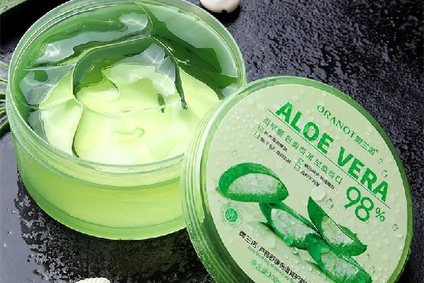 蘆薈膠可以去除黑色素沉淀嗎 蘆薈膠天天敷臉好不好 蘆薈膠可以去除黑色素沉淀嗎 蘆薈膠天天敷臉好不好