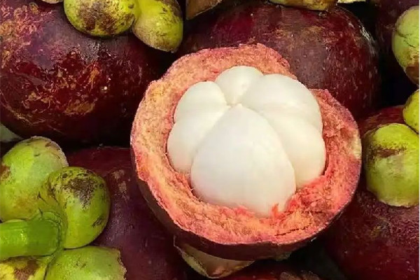 山竹里面黃黃的是什么可以吃嗎 山竹發(fā)黃是壞了嗎 山竹里面黃黃的是什么可以吃嗎 山竹發(fā)黃是壞了嗎