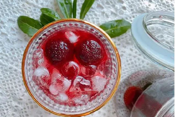 楊梅酒有蟲(chóng)子怎么辦 楊梅酒發(fā)酸是怎么回事