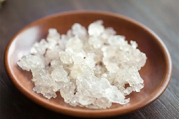 雪燕可以直接用鍋煮嗎 雪燕用什么鍋燉最好 雪燕可以直接用鍋煮嗎 雪燕用什么鍋燉最好