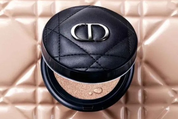 迪奧氣墊怎么換替換裝 迪奧氣墊有沒有替換裝 迪奧氣墊怎么換替換裝 迪奧氣墊有沒有替換裝