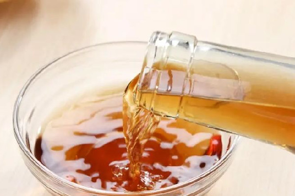 料酒什么時(shí)候放最合適 料酒什么菜都可以放嗎 料酒什么時(shí)候放最合適 料酒什么菜都可以放嗎