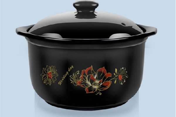 砂鍋底部燒糊了怎么清洗 砂鍋燒糊了還能用嗎 砂鍋底部燒糊了怎么清洗 砂鍋燒糊了還能用嗎