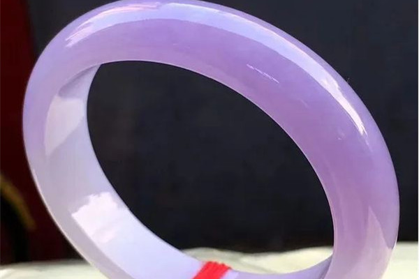 紫羅蘭手鐲多少錢一個(gè) 紫羅蘭手鐲有收藏價(jià)值嗎 紫羅蘭手鐲多少錢一個(gè) 紫羅蘭手鐲有收藏價(jià)值嗎