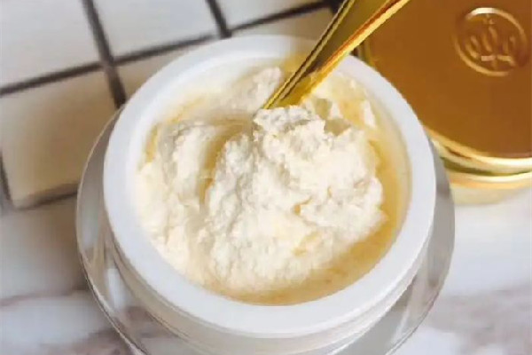 貴婦膏要不要洗掉 貴婦膏什么質(zhì)地的好 貴婦膏要不要洗掉 貴婦膏什么質(zhì)地的好