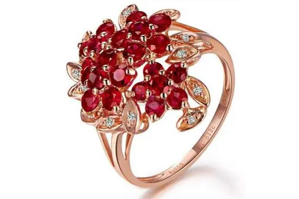 紅寶石怎么辨別真假 紅寶石會(huì)有劃痕嗎 紅寶石怎么辨別真假 紅寶石會(huì)有劃痕嗎