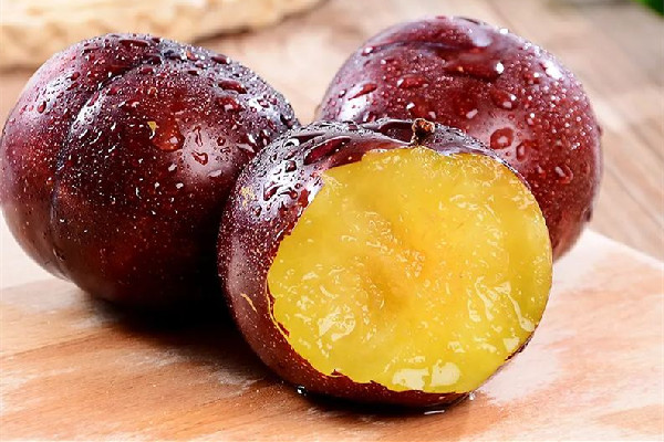 黑布林大李子究竟甜不甜 黑布林是酸的嗎 黑布林大李子究竟甜不甜 黑布林是酸的嗎