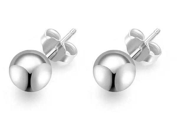 耳釘買(mǎi)925銀好還是999好 耳釘買(mǎi)什么材質(zhì)的好