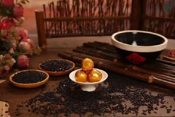 黑芝麻丸對(duì)女人的功效 黑芝麻丸對(duì)月經(jīng)不調(diào)有效果嗎