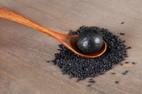 黑芝麻丸適合什么人群吃 黑芝麻丸可以長期服用嗎 黑芝麻丸適合什么人群吃 黑芝麻丸可以長期服用嗎