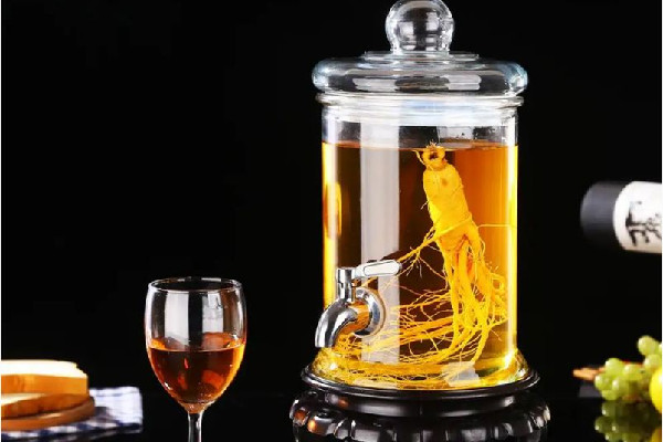 泡酒是黑枸杞好還是紅枸杞好 泡酒放冰糖的比例是多少 泡酒是黑枸杞好還是紅枸杞好 泡酒放冰糖的比例是多少