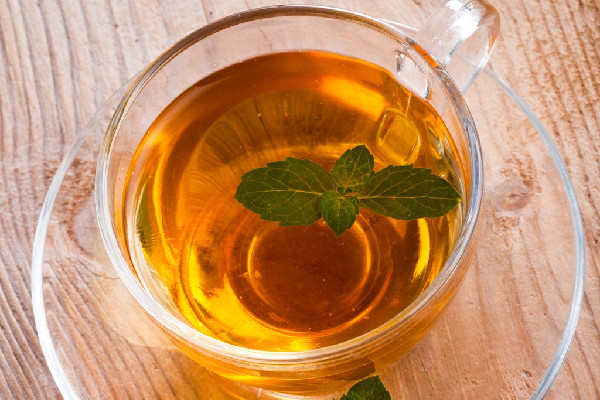 薄荷茶要用水沖一下在泡嗎 薄荷茶用熱水泡還是冷水泡 薄荷茶要用水沖一下在泡嗎 薄荷茶用熱水泡還是冷水泡