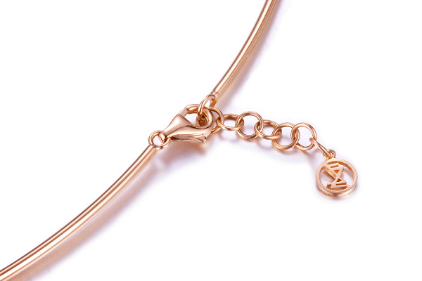 玫瑰金項鏈適合多大年齡的人戴 玫瑰金項鏈適合男士嗎 玫瑰金項鏈適合多大年齡的人戴 玫瑰金項鏈適合男士嗎