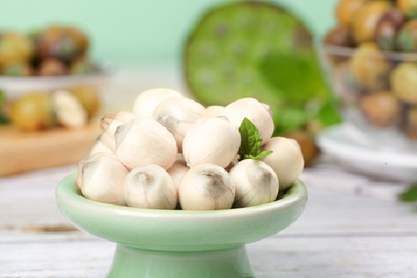 新鮮蓮子放一夜變色了還可以吃嗎 新鮮蓮子可以天天吃嗎 新鮮蓮子放一夜變色了還可以吃嗎 新鮮蓮子可以天天吃嗎