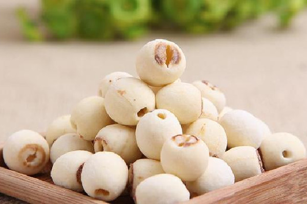 新鮮蓮子放一夜變色了還可以吃嗎 新鮮蓮子可以天天吃嗎 新鮮蓮子放一夜變色了還可以吃嗎 新鮮蓮子可以天天吃嗎