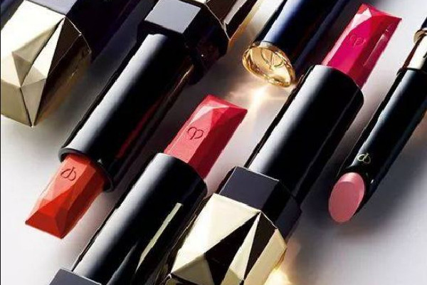 cpb口紅什么檔次 cpb口紅和tf口紅哪個好一點 cpb口紅什么檔次 cpb口紅和tf口紅哪個好一點