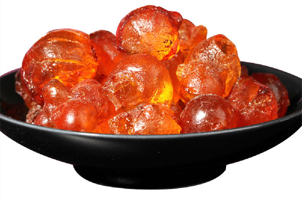 桃膠用冷水泡還是熱水泡好 桃膠的泡發(fā)方法 桃膠用冷水泡還是熱水泡好 桃膠的泡發(fā)方法