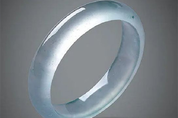 玻璃種翡翠對(duì)人體有哪些好處 玻璃種翡翠有蒼蠅翅嗎