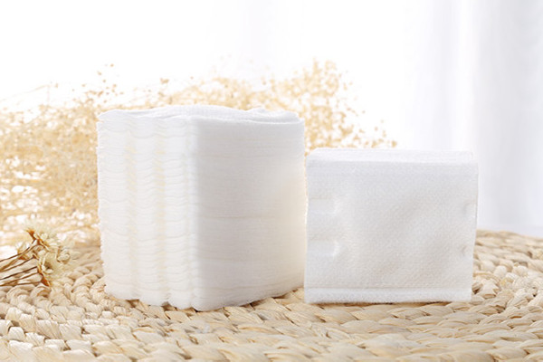 化妝棉是不是卸妝棉 化妝棉有細(xì)菌嗎 化妝棉是不是卸妝棉 化妝棉有細(xì)菌嗎